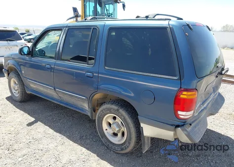 1998 Ford Explorer Eddie Bauer/Limited/Xlt из США, поврежденный, VIN 1FMZU35P0WZC29720